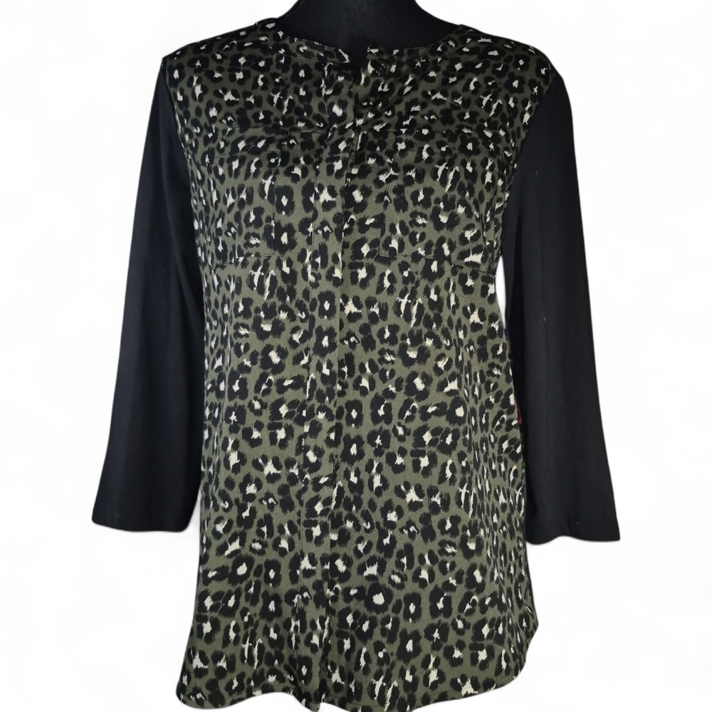 Van Heusen Womens Olive Green Leopard Print Mixed Media Chest Pocket Top - Sz M